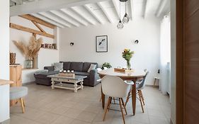 La Maison Des Delices